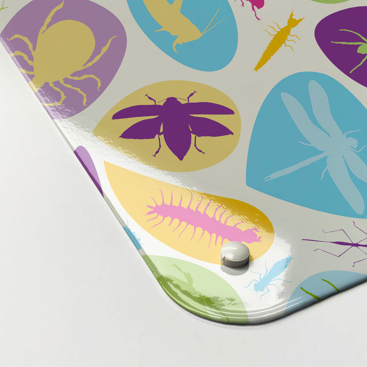 The corner detail of a bugs bright design magnetic board to show it’s high gloss surface